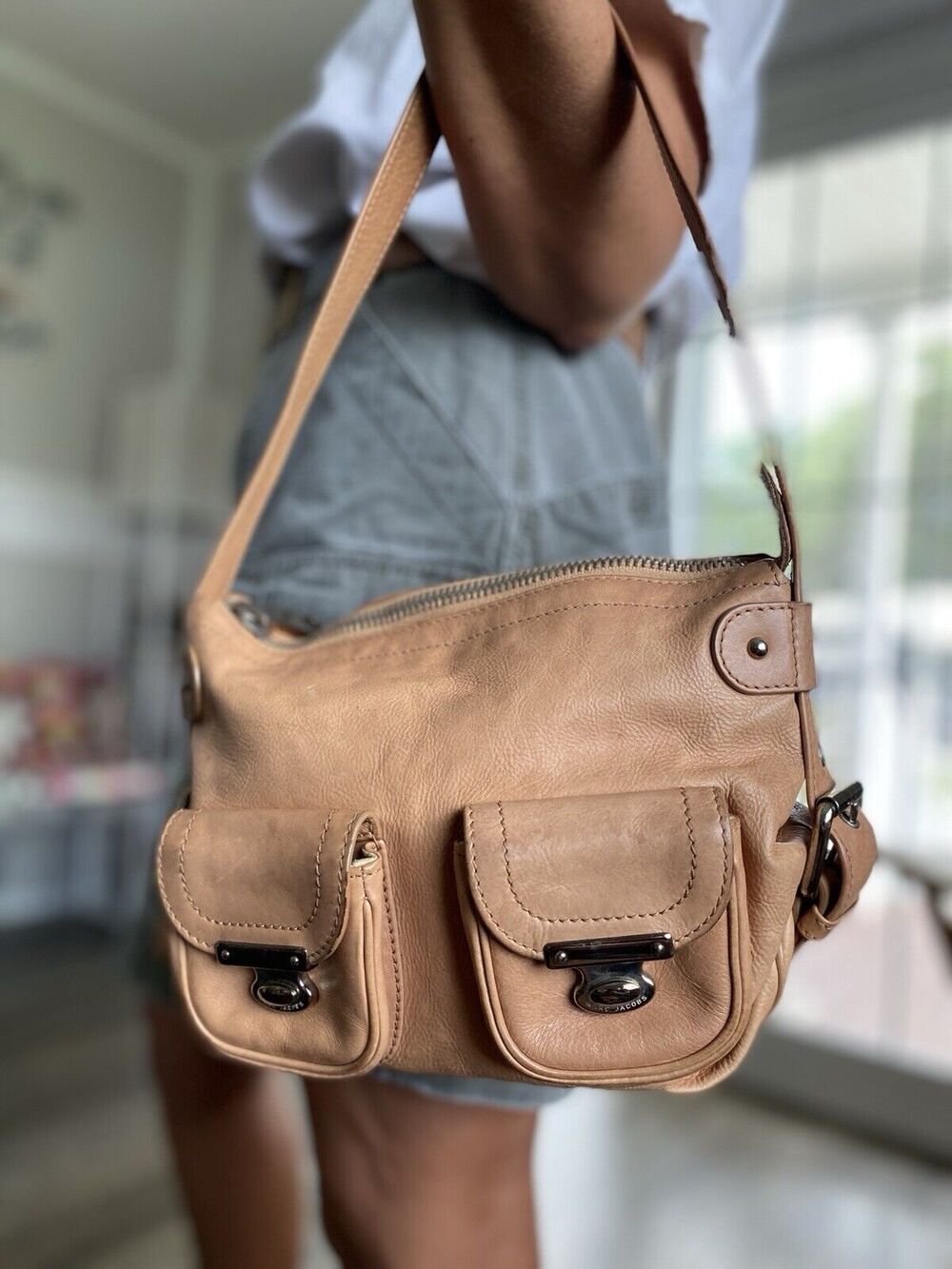 MARC JACOBS Italy Ivory Leather Front Pockets Buckle Strap Medium Hobo Bag